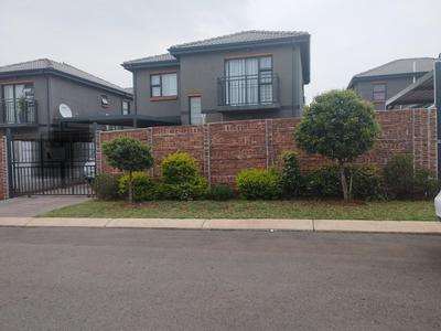 Duplex For Sale in Albertsdal, Alberton