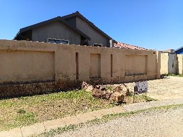 House For Sale in Vosloorus, Vosloorus